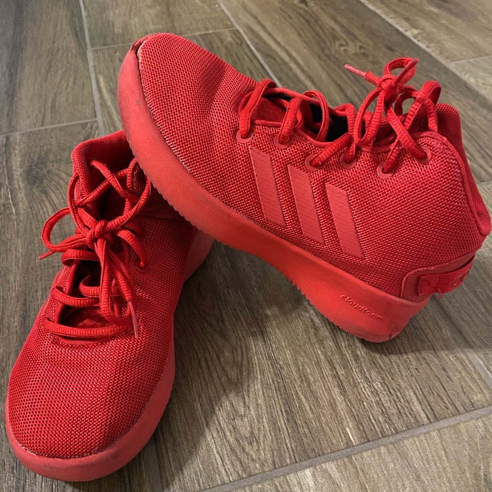 Kids adidas shoe